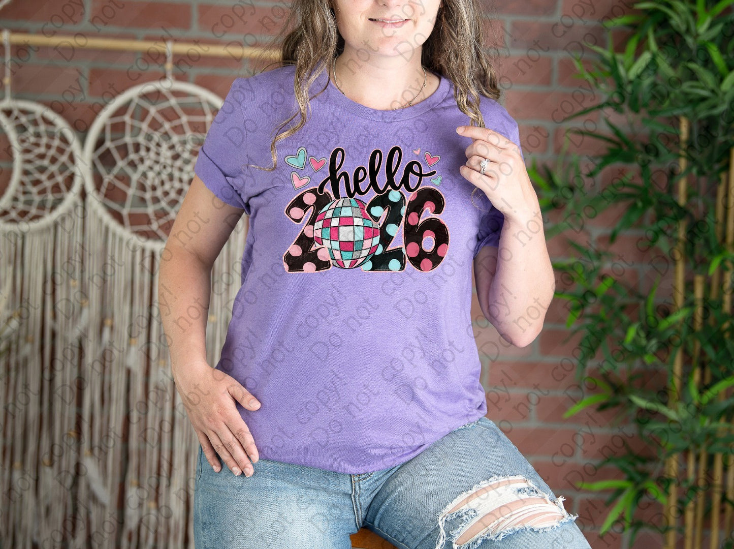 01-53 Hello 2026 tee
