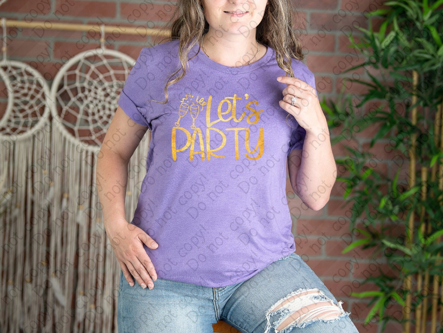01-56 A Gold - Let_s Party tee