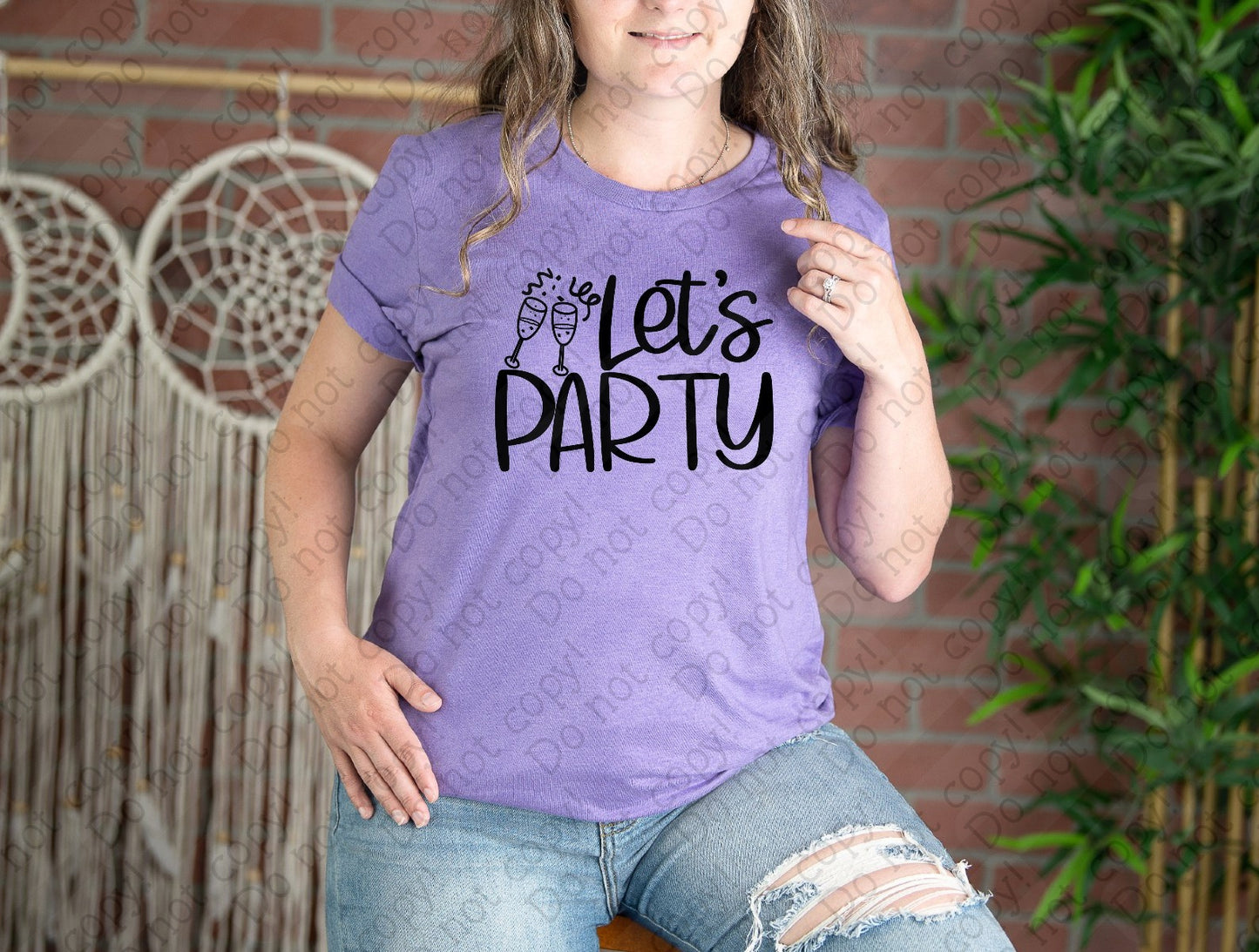 01-56 C Black - Let_s Party tee