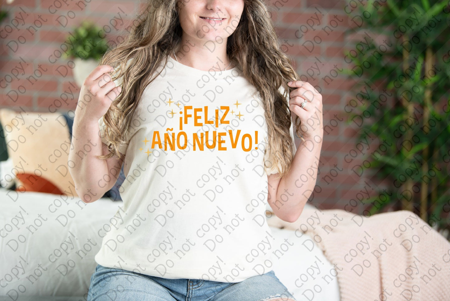 01-62 Feliz Año Nuevo tee