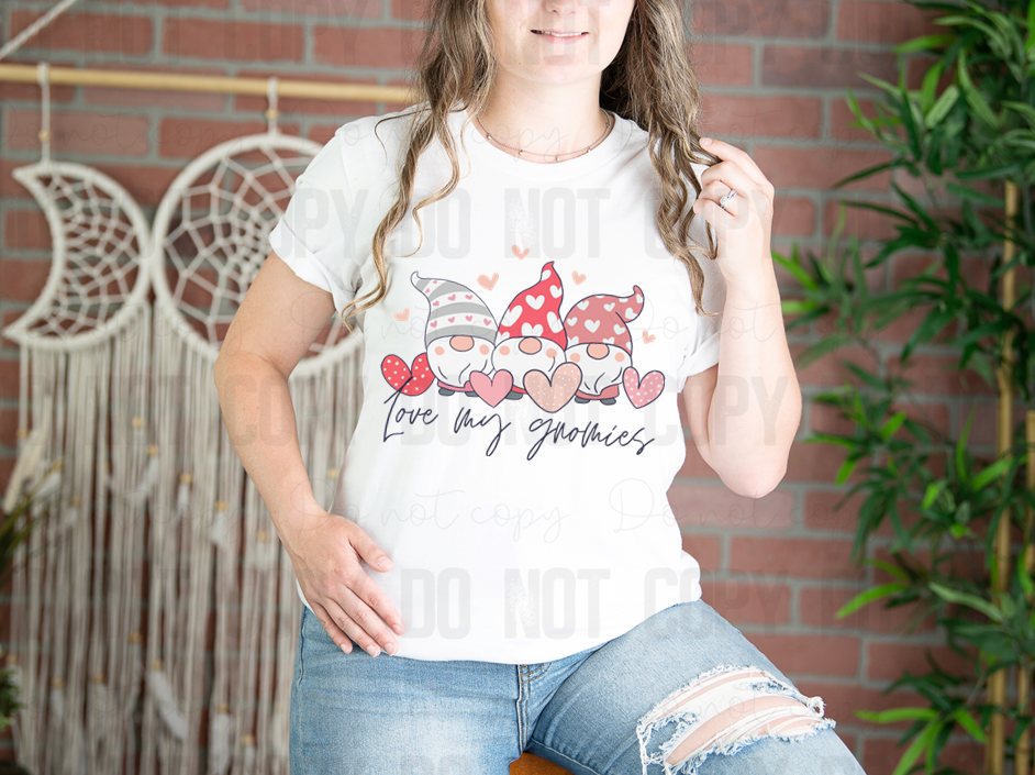 02-49 Love My Gnomies tee