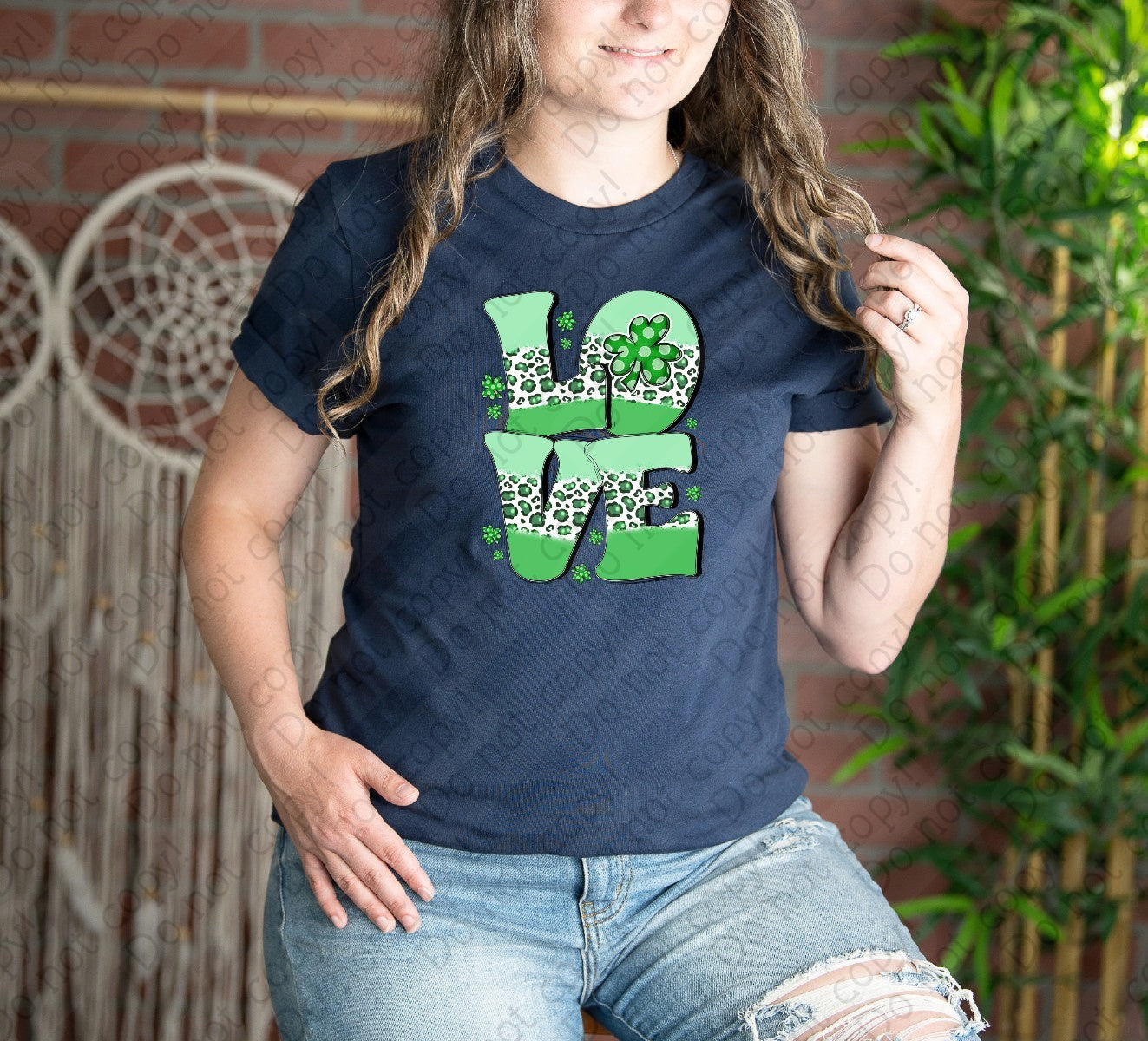 03-155 Shamrock Love tee