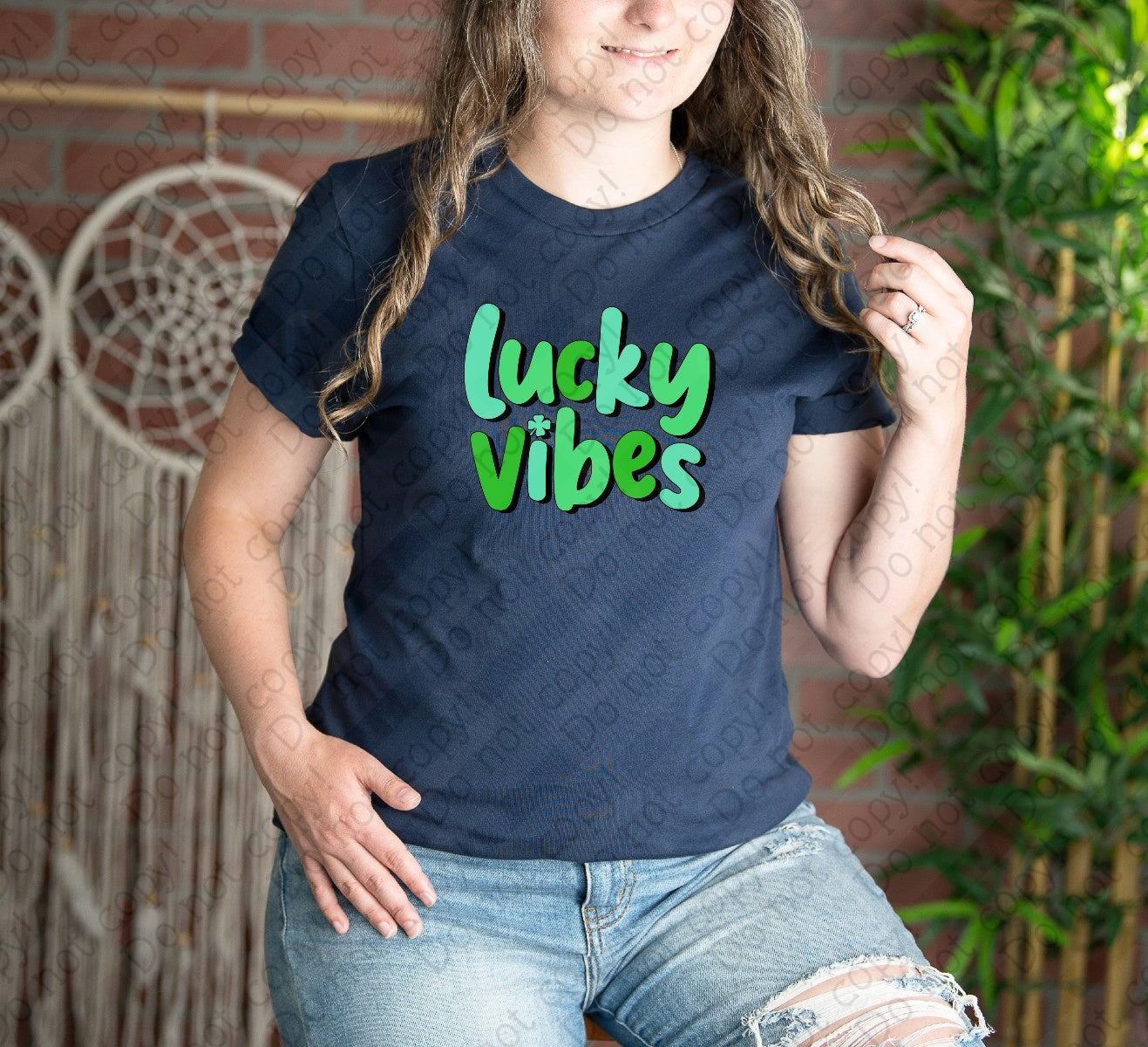 03-161 Lucky Vibes tee