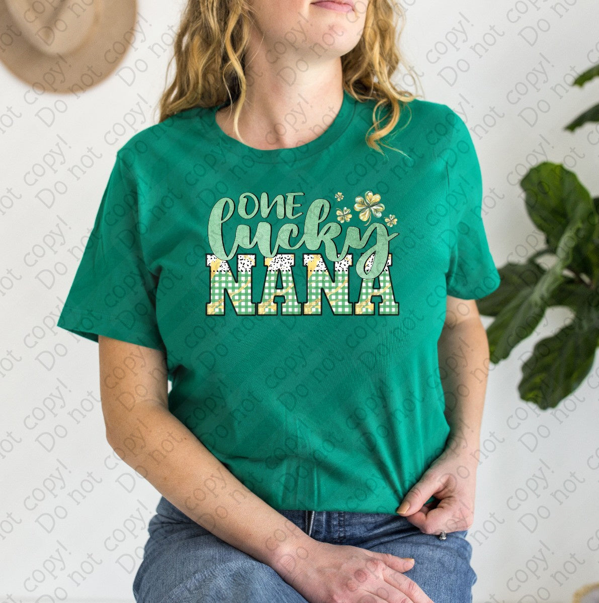 03-166 Q One Lucky Nana tee