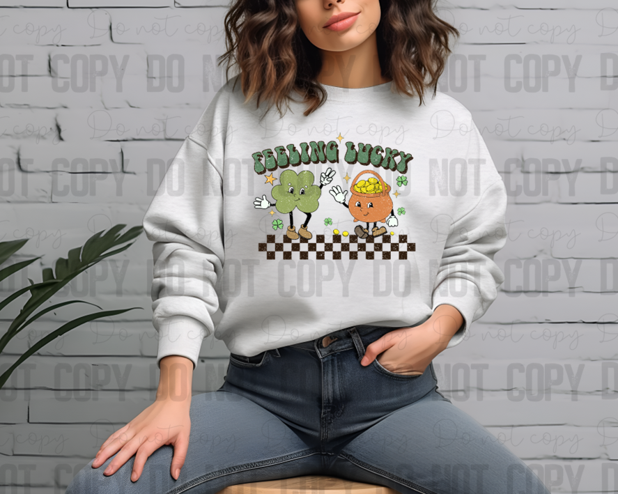 03-72 Feeling Lucky 2 tee