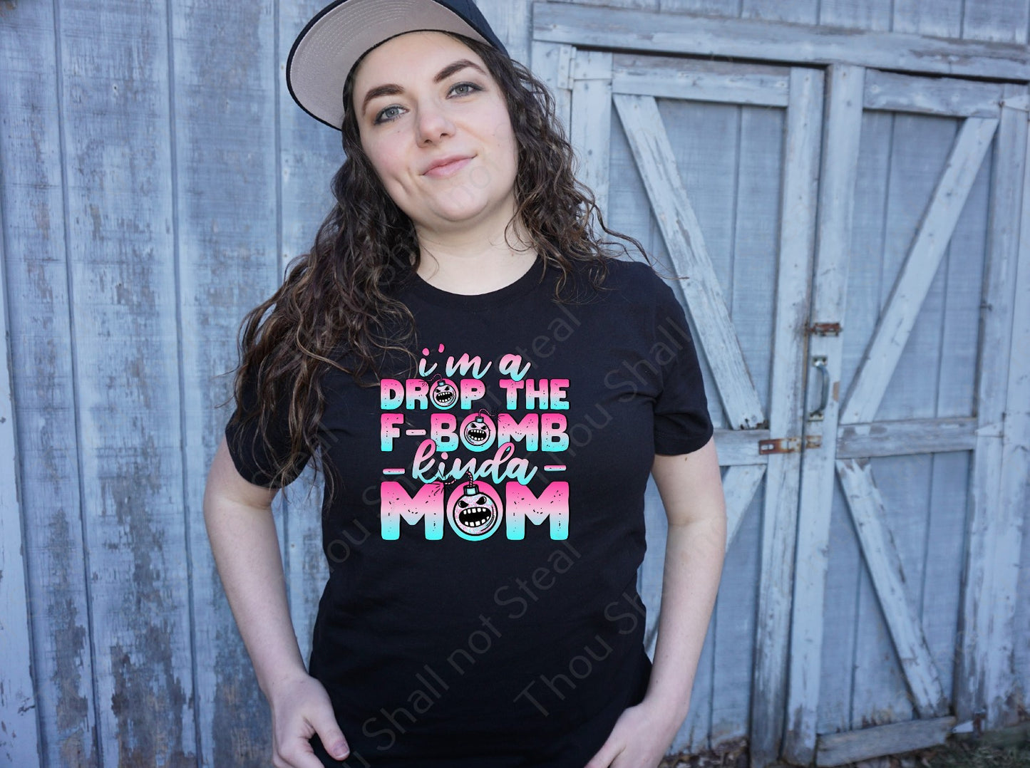05-119 I_m a Drop the F Bomb Kinda Mom tee