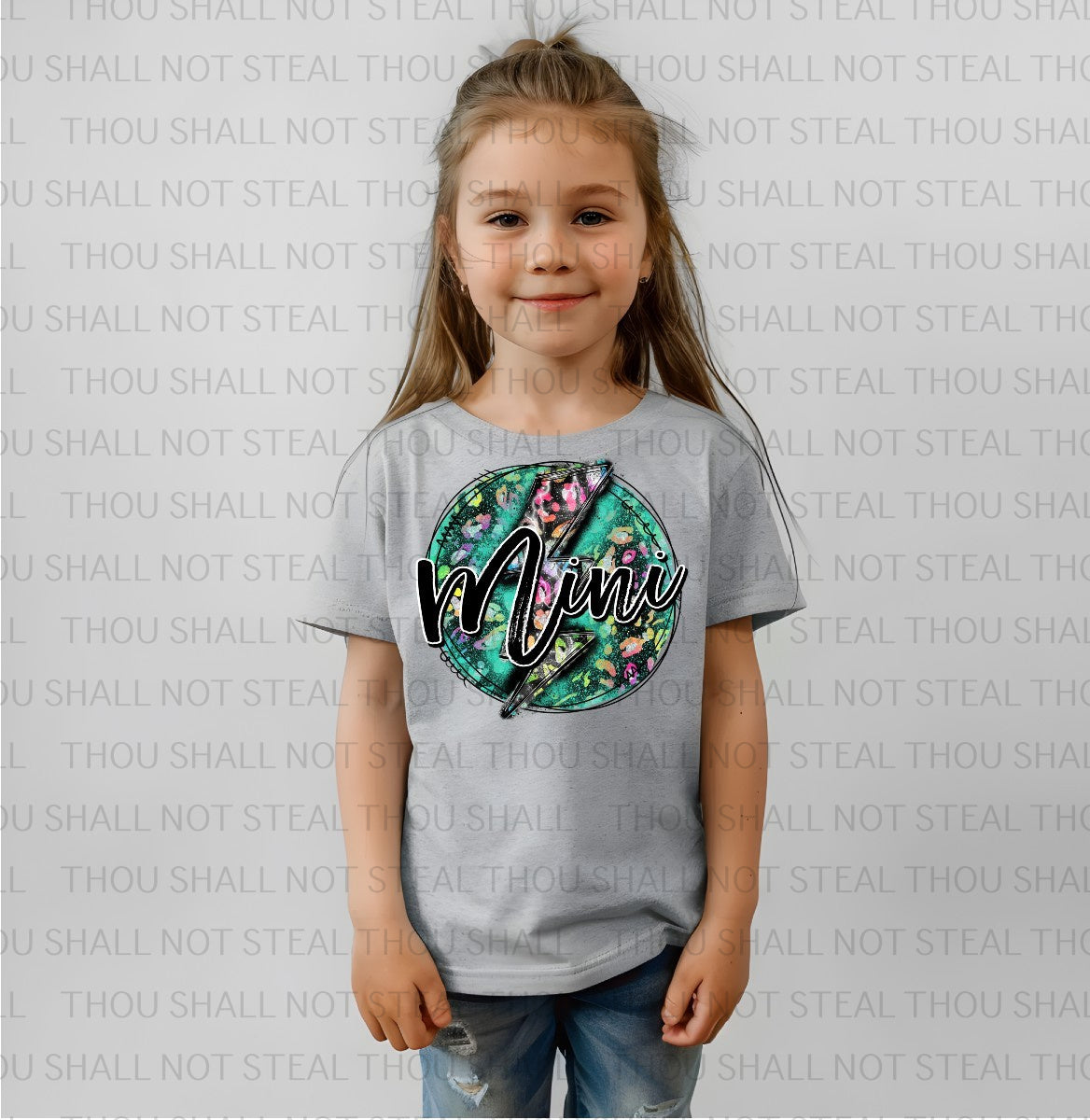 05-131 Mama or Mini with Glitter Color Circle (Choose One) tee