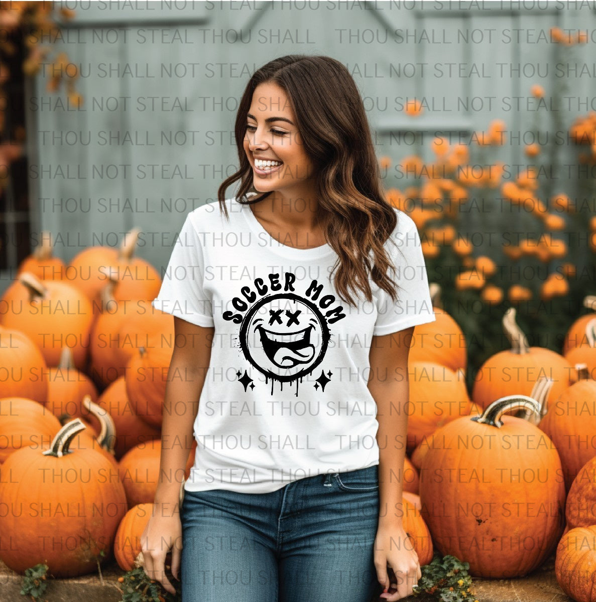 05-148 Soccer Mom Smiley Face tee