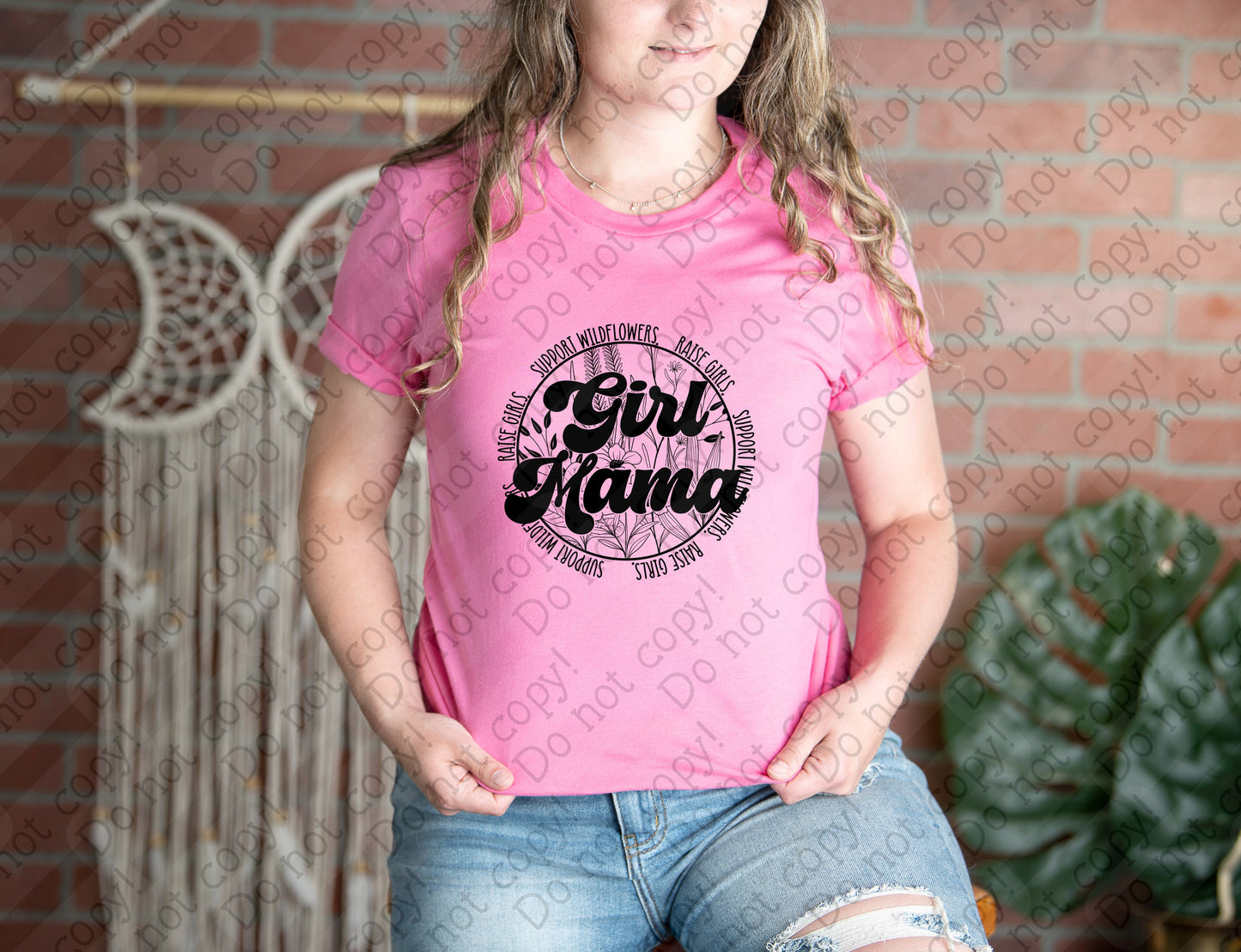 05-96 Girl Mama Floral Circle tee