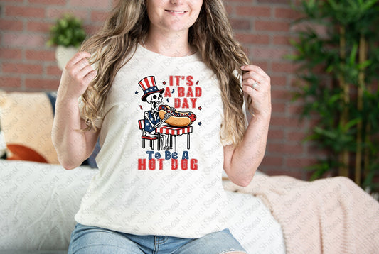 07-262 It_s a bad day to be a hot dog tee