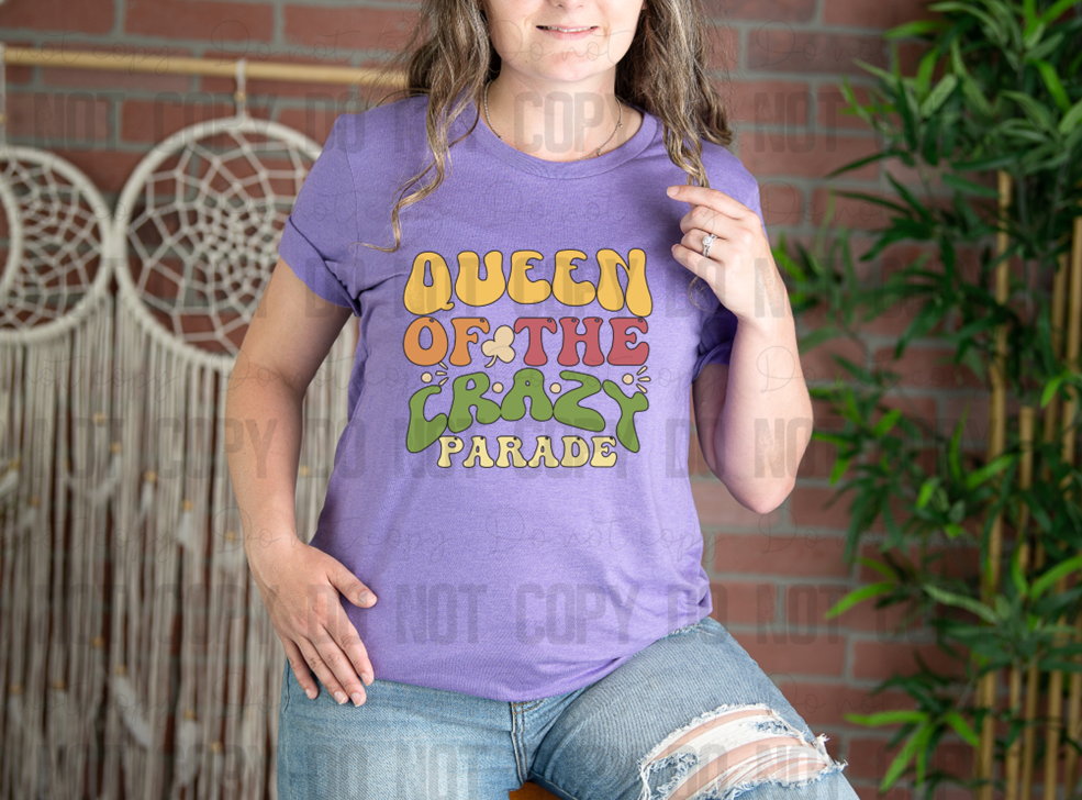 09-72 Queen of the Crazy Parade tee