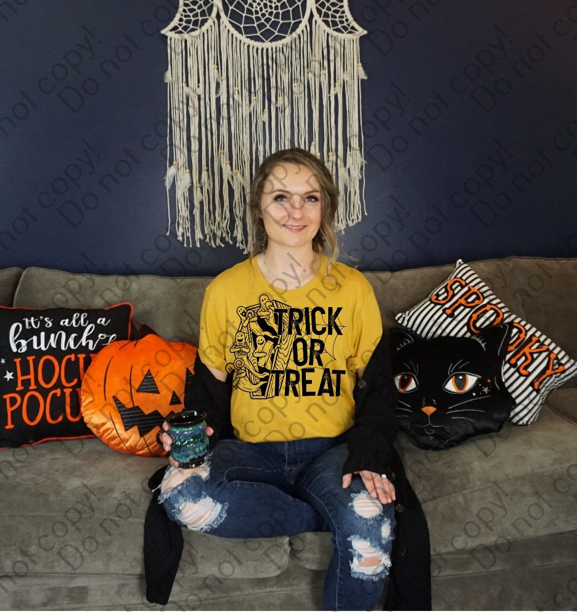 10-99 Trick Or Treat Ghosts Tee