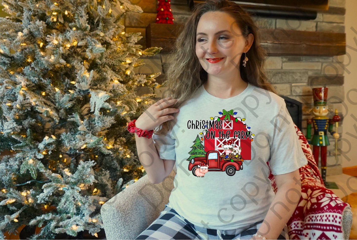 12-331 Christmas on the Farm tee