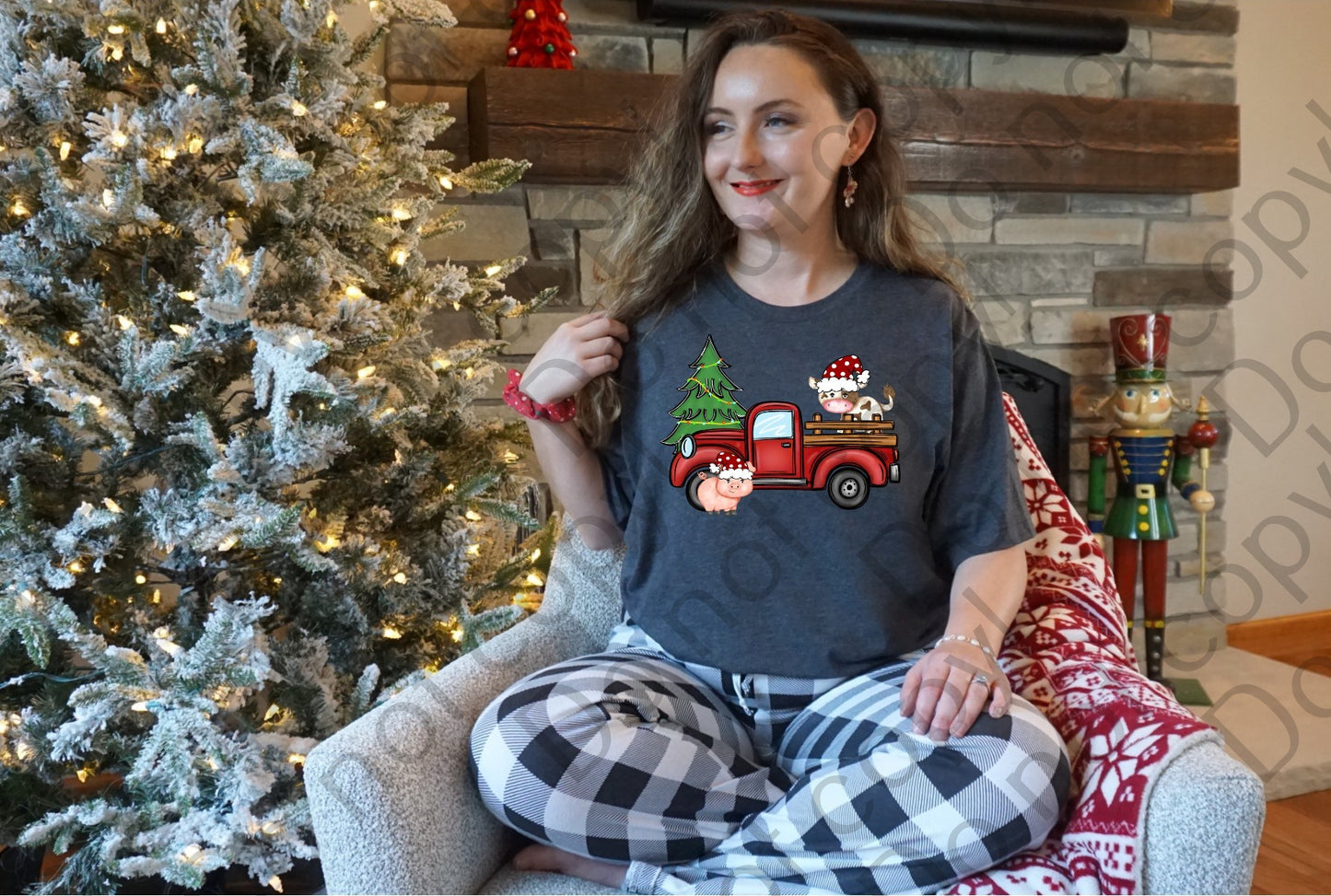 12-342 Farm Animal Christmas Polka Dot Hats tee