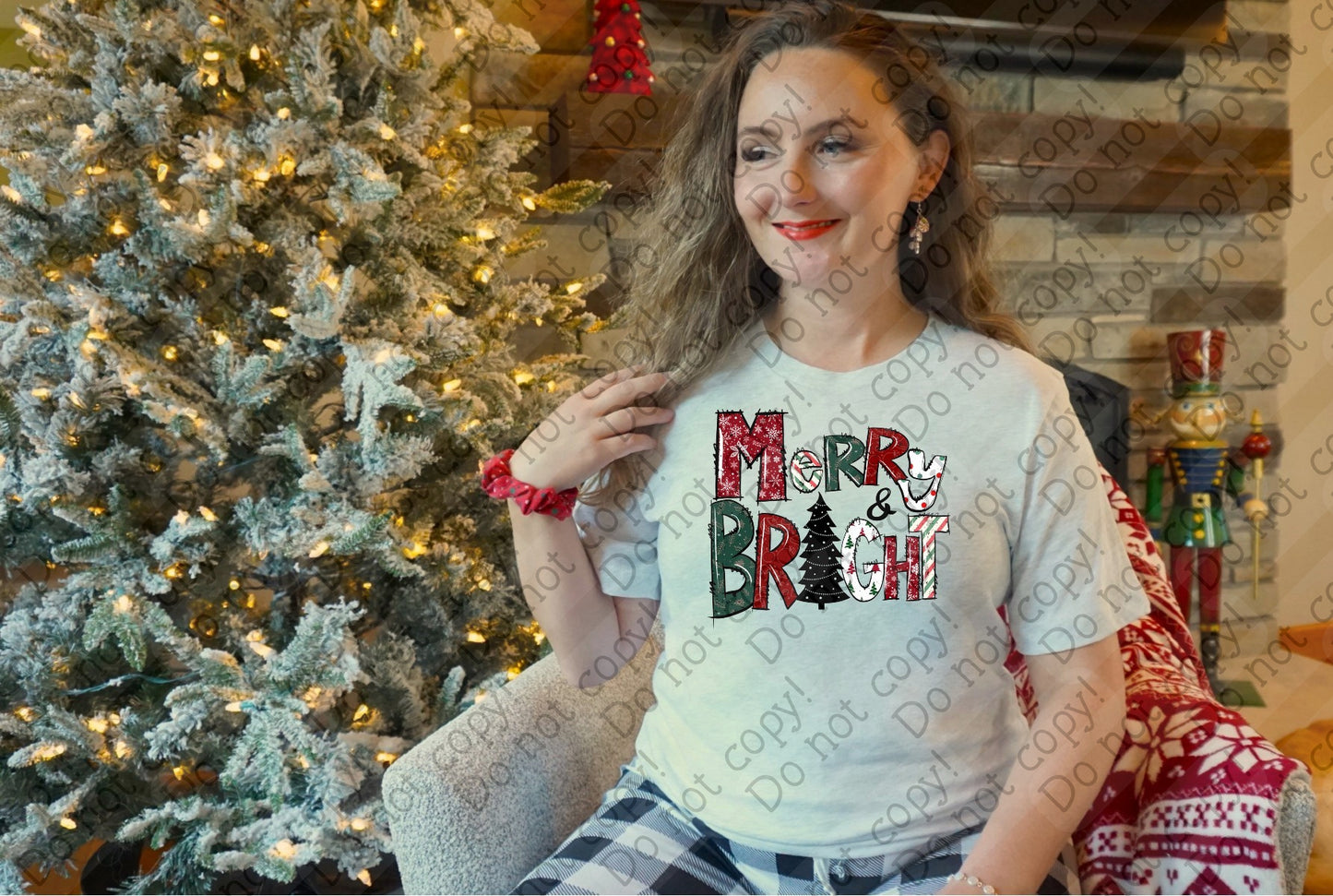 12-495 Merry & Bright tee