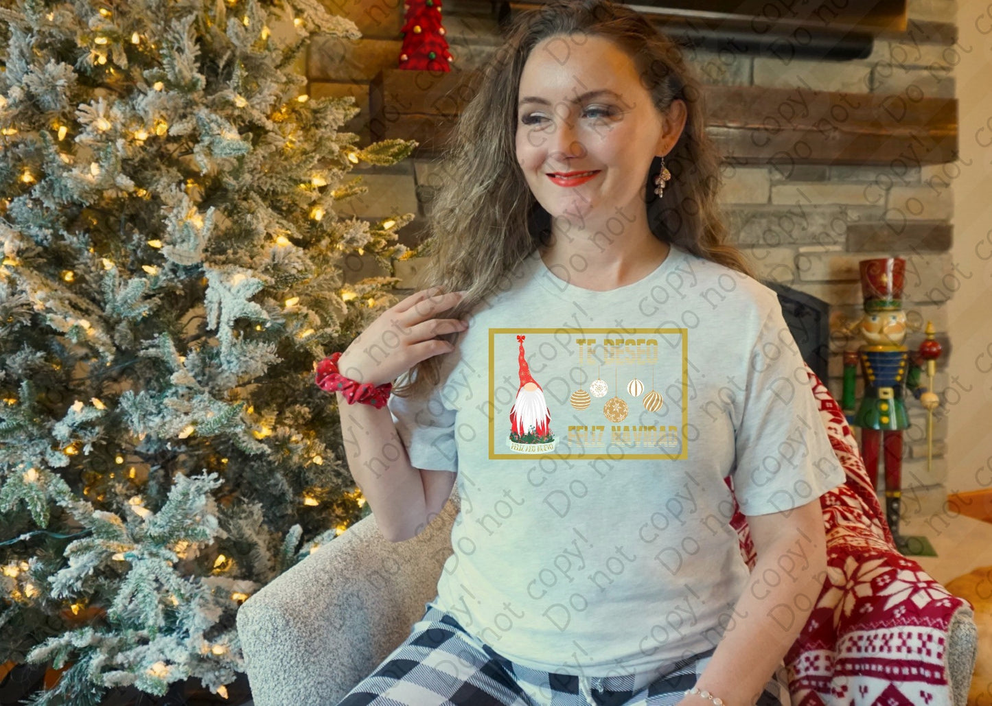 12-531 Te Deseo Feliz Navidad tee