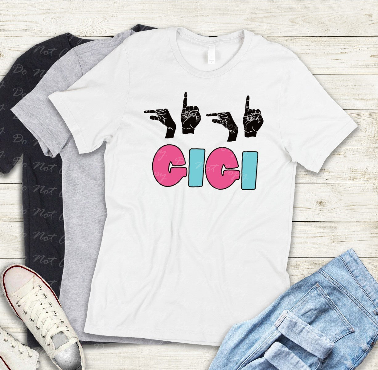 17-02 Gigi sign language Tee