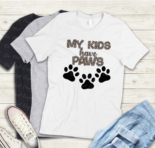 19-03 My kids have paws Tee