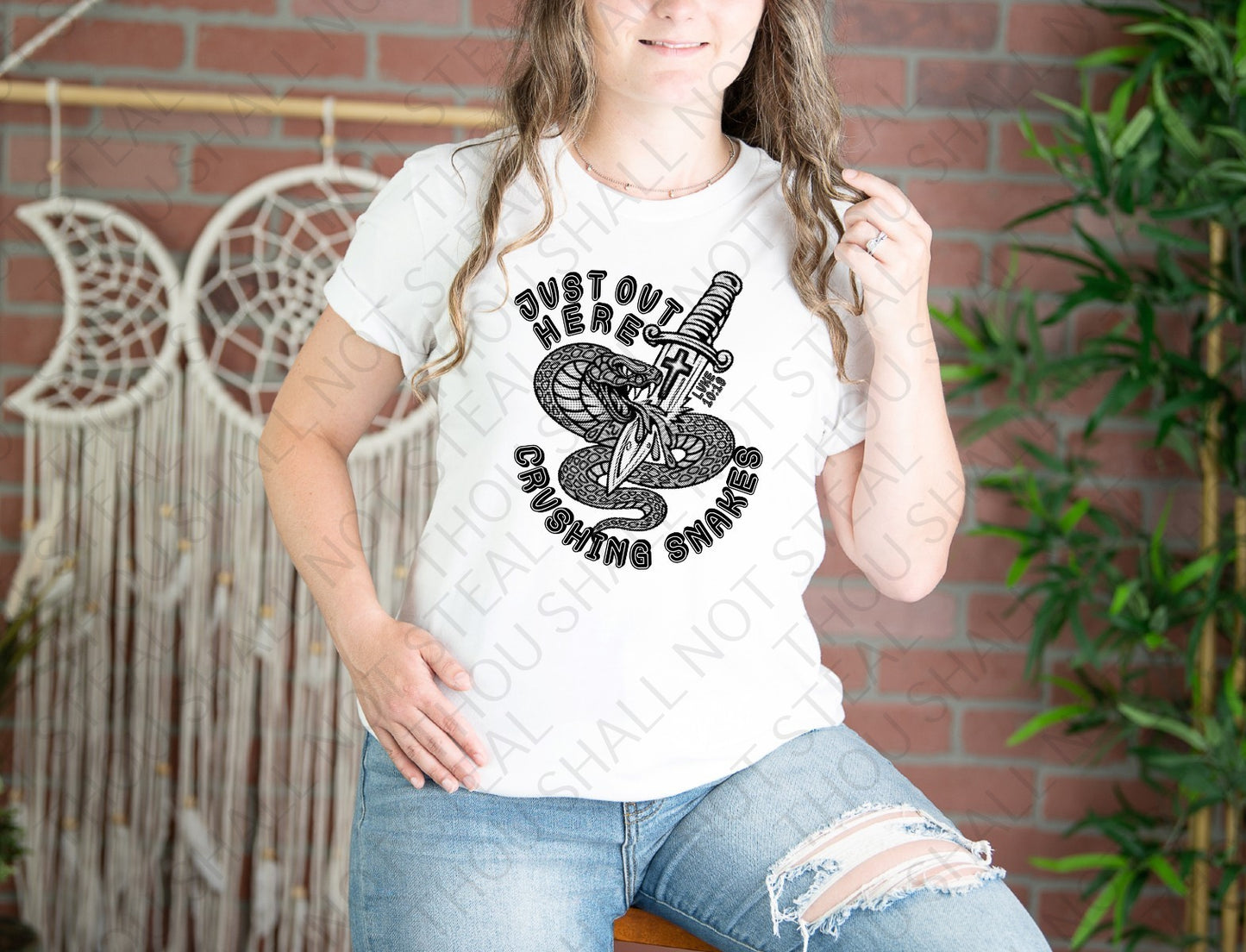 D-160 Crushing Snakes tee