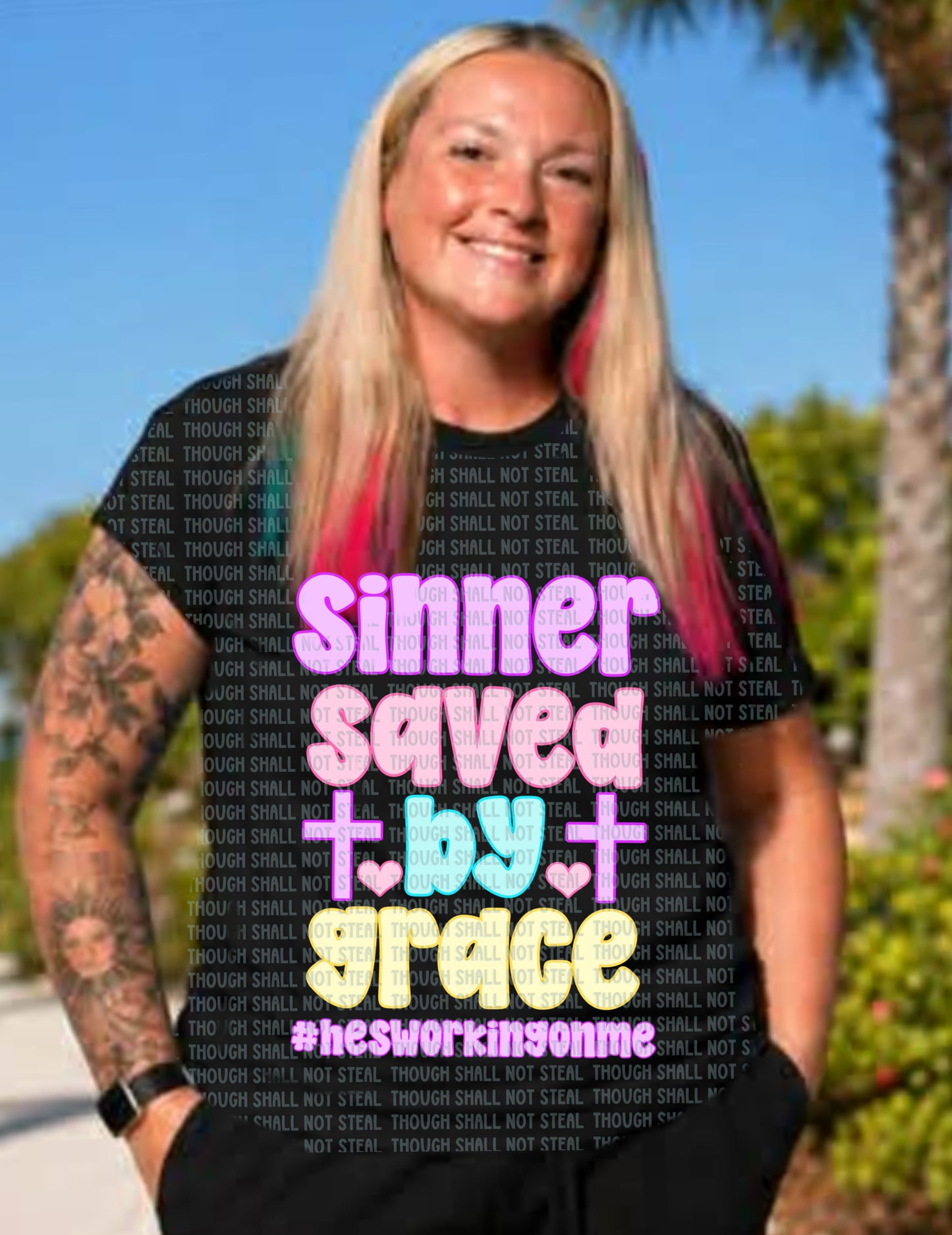 D-201 Sinner saved by grace Tee