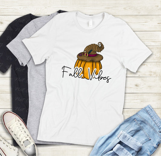 I-07 fall vibes witch hat Tee