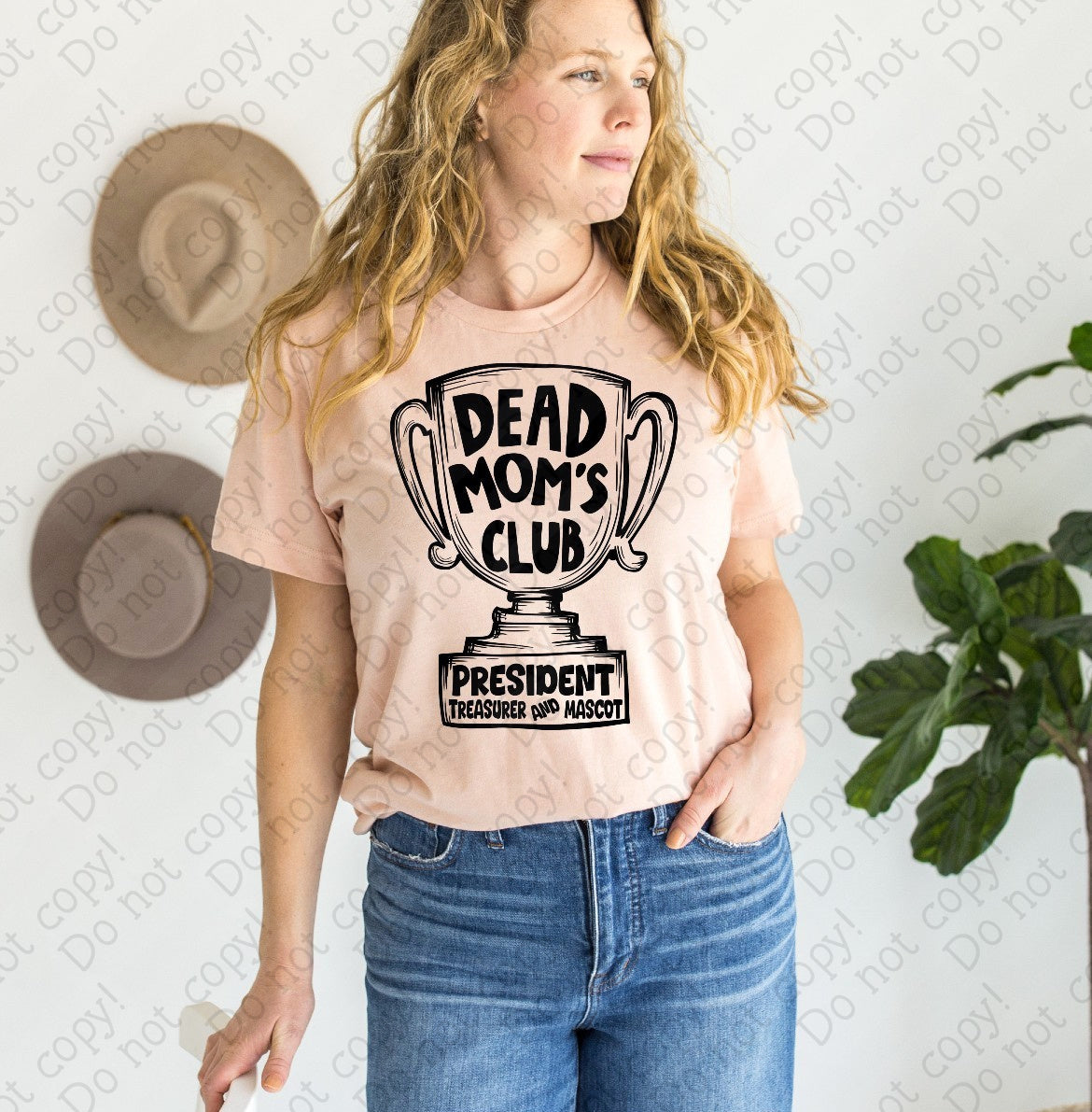 L-271 Dead Mom_s Club tee